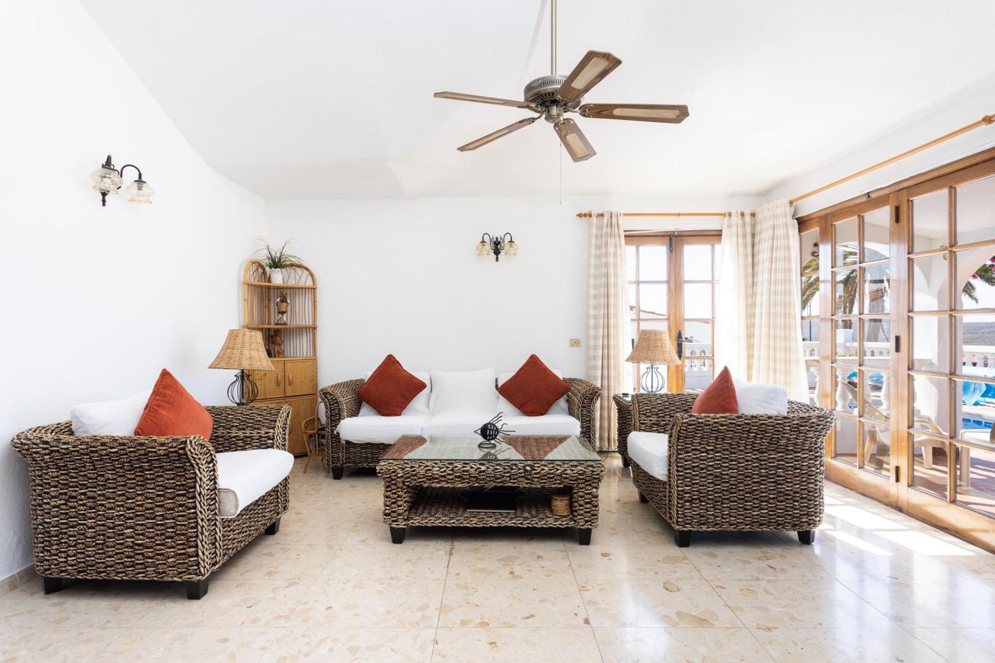 Colina Golf Excellent Holiday Home With Heated Pool ซานมิเกลเดียโบนา ภายนอก รูปภาพ